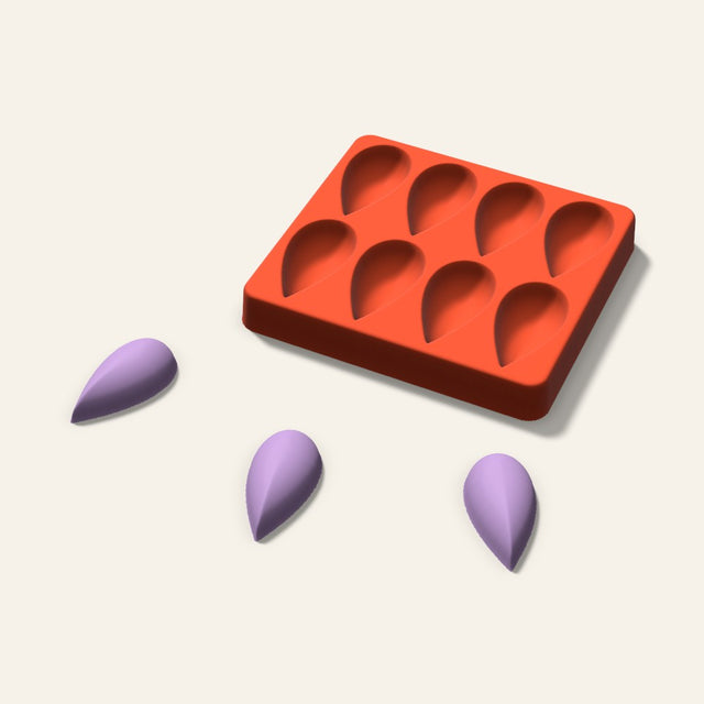 Teardrop Wax Melt Mold, 2 Inch, 8 Cavity, 3D render