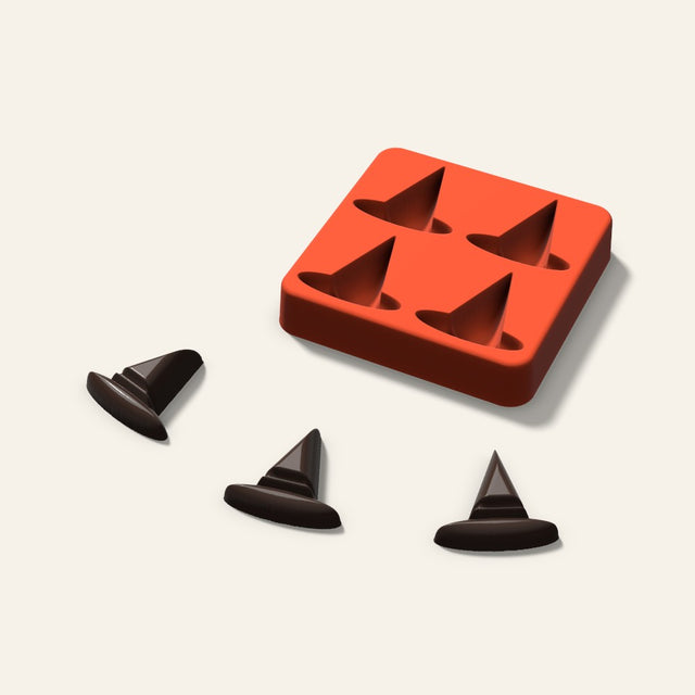 Witch Hat Chocolate Mold, 1.5 Inch, 4 Cavity, 3D render