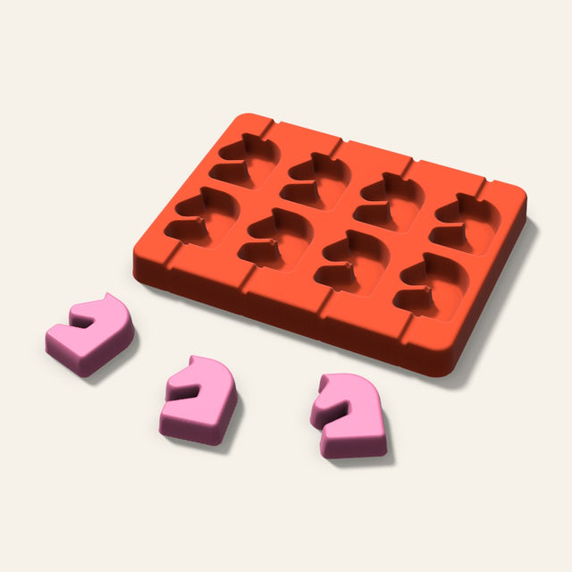 Chess Knight Lollipop Mold, 1.5 Inch, 8 Cavity, 3D render