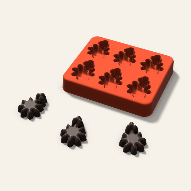 Holly Candy Mold, 1.25 Inch, 6 Cavity, 3D render