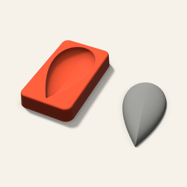 Teardrop Plaster Ornament Mold, 3.5 Inch, 3D render
