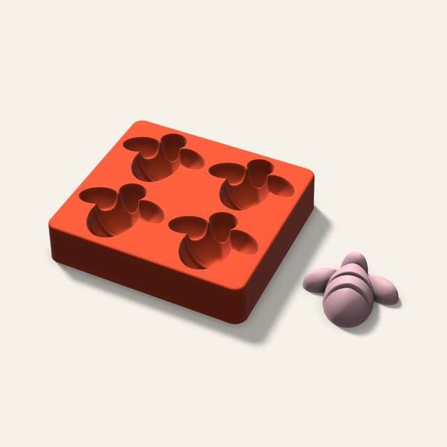 Bee Soap Mold, 2.5 Inch, 4 Cavity, 3D render
